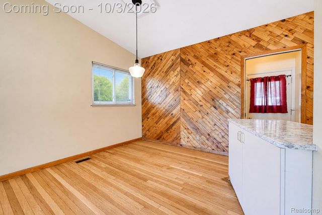 15310 Oak Park Boulevard, Oak Park, MI 48237