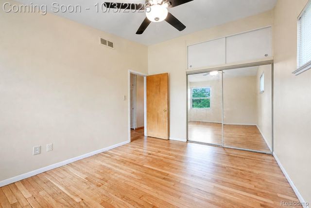 15310 Oak Park Boulevard, Oak Park, MI 48237