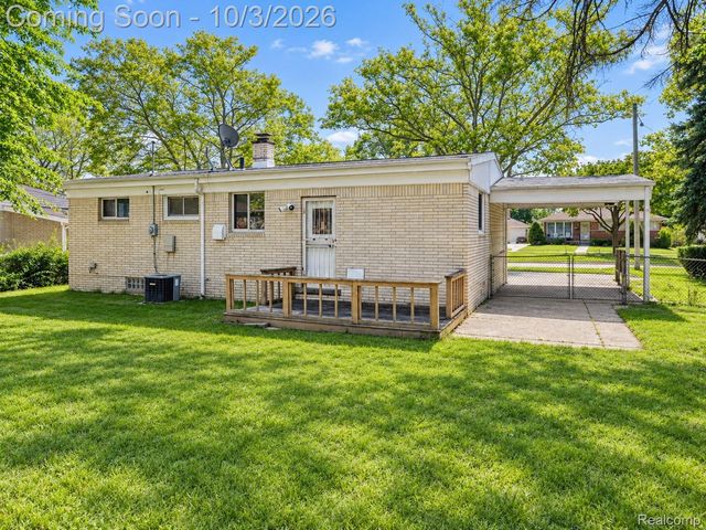 15310 Oak Park Boulevard, Oak Park, MI 48237