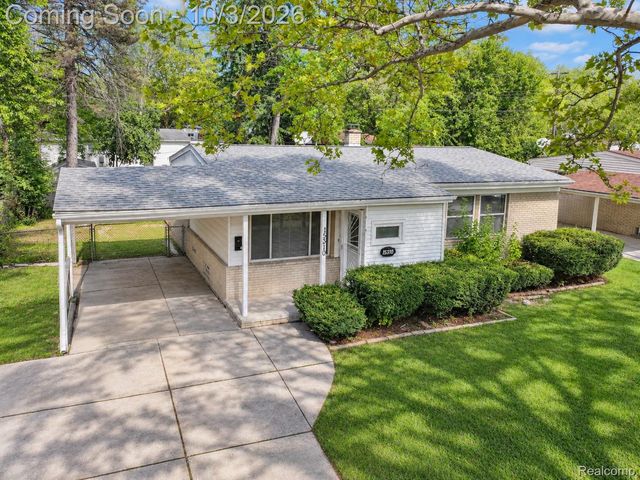 15310 Oak Park Boulevard, Oak Park, MI 48237
