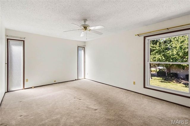 2311 Blue Hill Road, Chesterfield, MO 63017