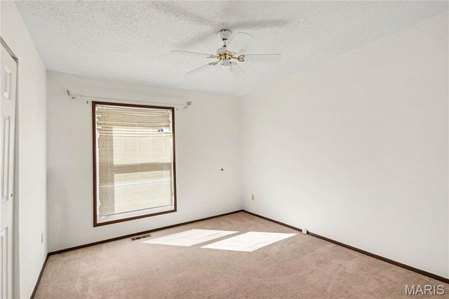 2311 Blue Hill Road, Chesterfield, MO 63017