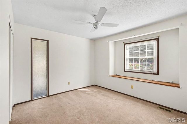2311 Blue Hill Road, Chesterfield, MO 63017