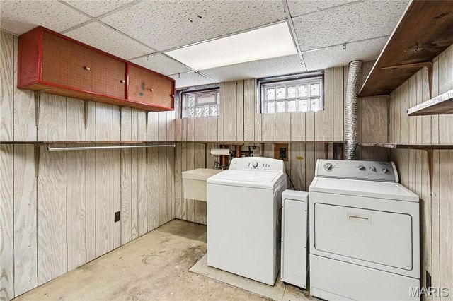 2311 Blue Hill Road, Chesterfield, MO 63017
