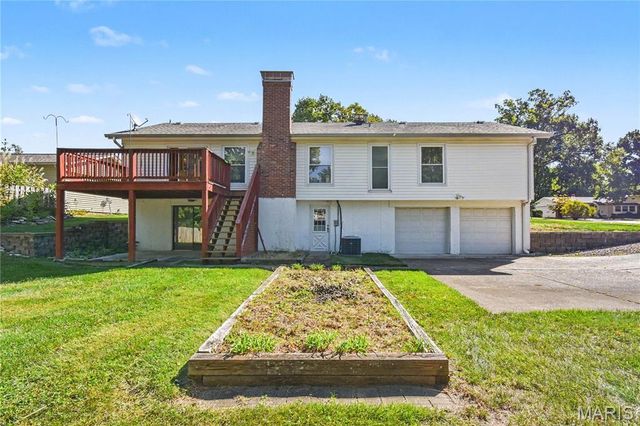 2311 Blue Hill Road, Chesterfield, MO 63017