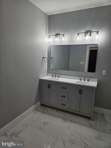 301 OAKWOOD RD, Edgewater, MD 21037