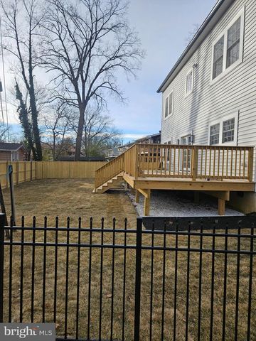 301 OAKWOOD RD, Edgewater, MD 21037