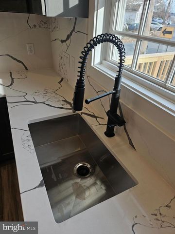 301 OAKWOOD RD, Edgewater, MD 21037