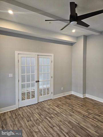 301 OAKWOOD RD, Edgewater, MD 21037