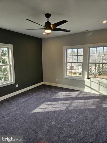 301 OAKWOOD RD, Edgewater, MD 21037