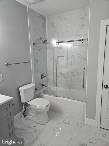 301 OAKWOOD RD, Edgewater, MD 21037