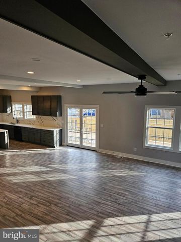 301 OAKWOOD RD, Edgewater, MD 21037