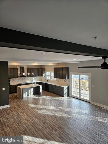 301 OAKWOOD RD, Edgewater, MD 21037