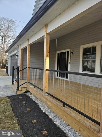 301 OAKWOOD RD, Edgewater, MD 21037