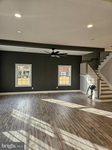 301 OAKWOOD RD, Edgewater, MD 21037