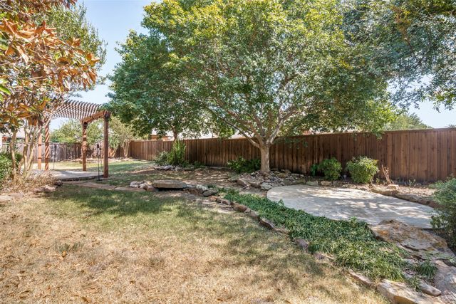 522 Oakhurst Drive, Murphy, TX 75094