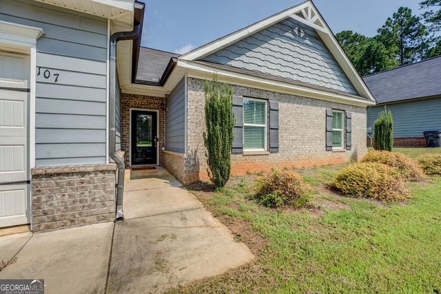 107 Coulter Woods Drive, Locust Grove, GA 30248