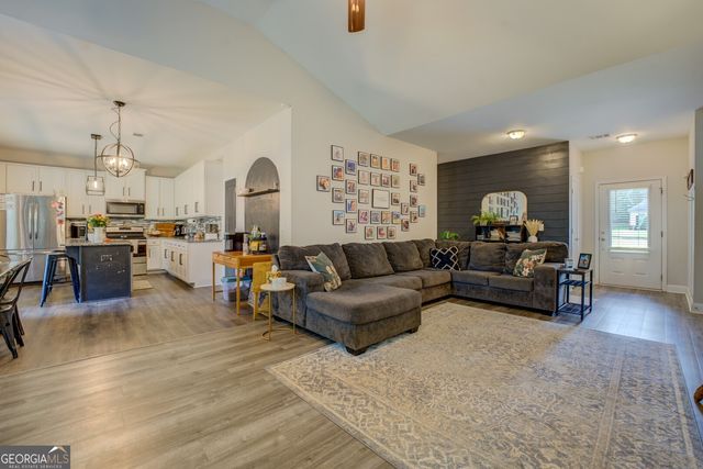 107 Coulter Woods Drive, Locust Grove, GA 30248