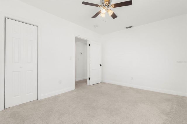 911 W CANDLEWOOD AVENUE, Tampa, FL 33603