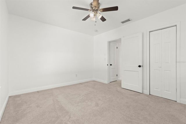 911 W CANDLEWOOD AVENUE, Tampa, FL 33603