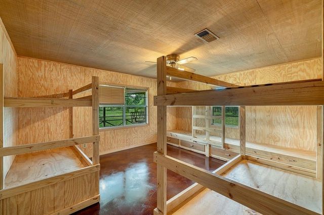 1561 County Road 154, Weimar, TX 78934