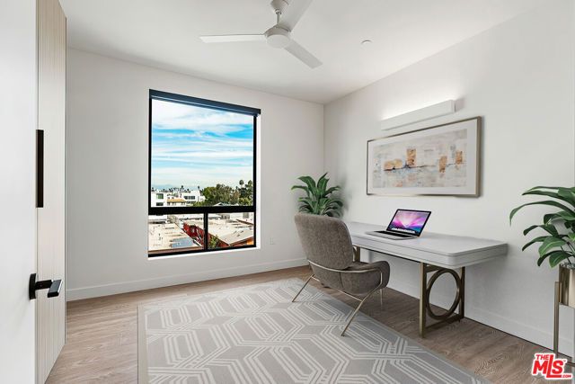 3667 Keystone Avenue 325, Los Angeles, CA 90034