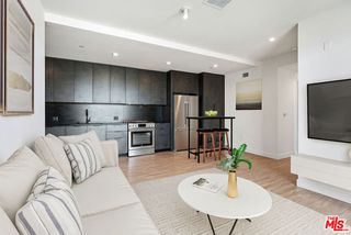 3667 Keystone Avenue 325, Los Angeles, CA 90034