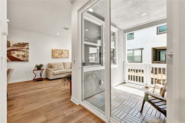 1104 Edgeton Court, Tustin, CA 92780
