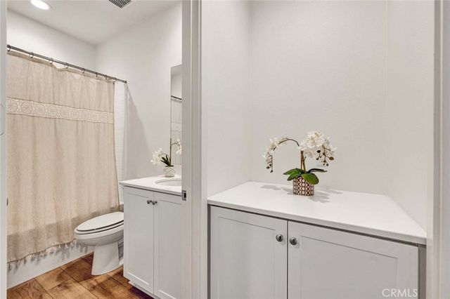 1104 Edgeton Court, Tustin, CA 92780