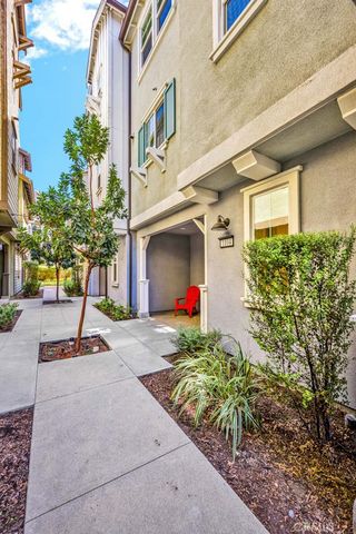 1104 Edgeton Court, Tustin, CA 92780