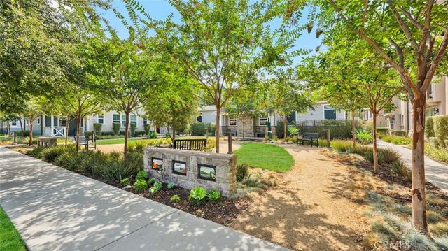 1104 Edgeton Court, Tustin, CA 92780