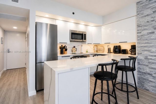19201 Collins Ave 916, Sunny Isles Beach, FL 33160