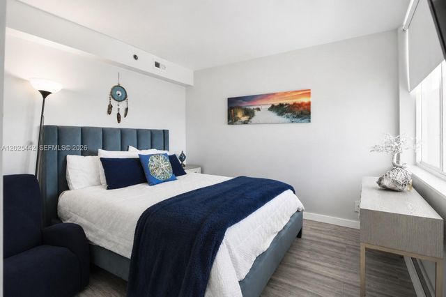 19201 Collins Ave 916, Sunny Isles Beach, FL 33160