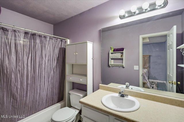 1818 Cape Cove, Richland, MS 39218