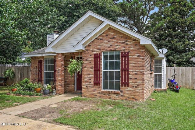 1818 Cape Cove, Richland, MS 39218