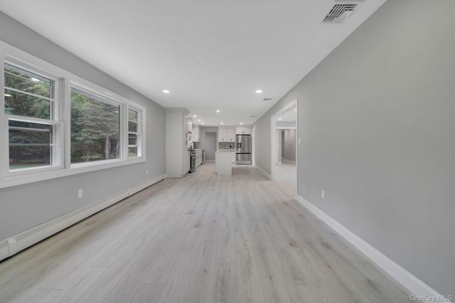 827 Aberdeen Road, West Bay Shore, NY 11706