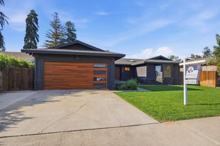 680 Sherri Way, Turlock, CA 95382