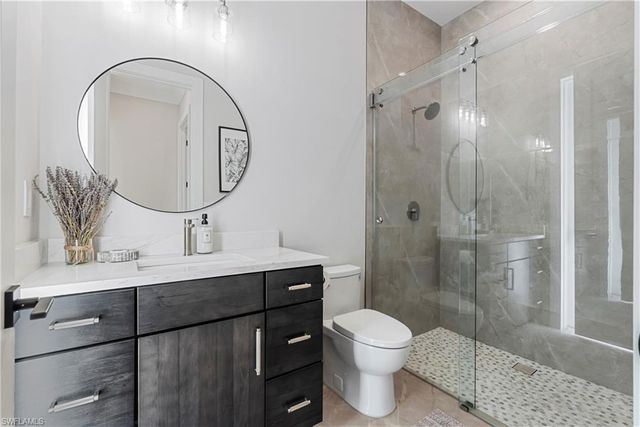 240 Allamanda WAY, Naples, FL 34114