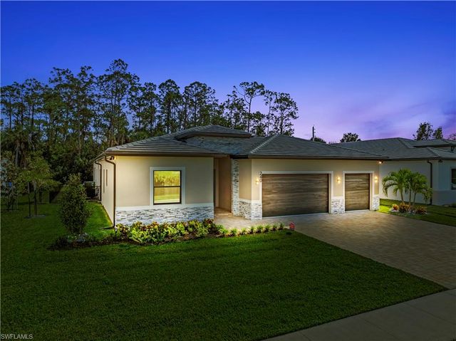 240 Allamanda WAY, Naples, FL 34114