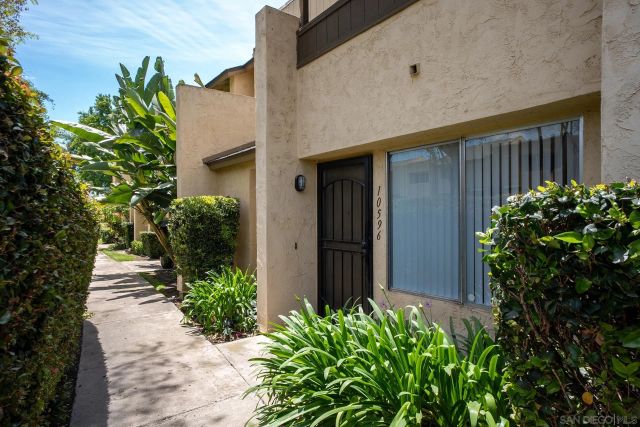 10596 KERRIGAN COURT, Santee, CA 92071