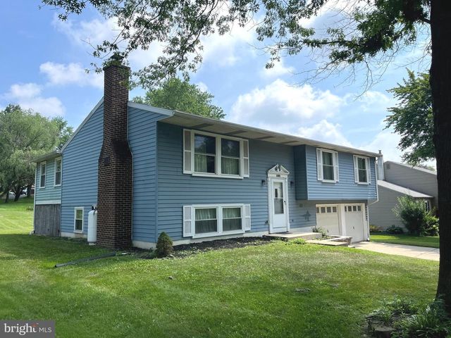 6482 HEATHERFIELD WAY, Harrisburg, PA 17112