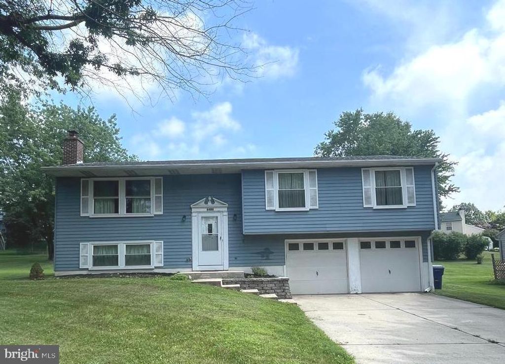 6482 HEATHERFIELD WAY, Harrisburg, PA 17112