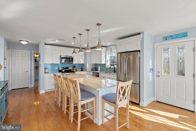 6009 OCEAN BLVD, Long Beach Township, NJ 08008