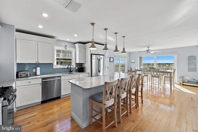 6009 OCEAN BLVD, Long Beach Township, NJ 08008