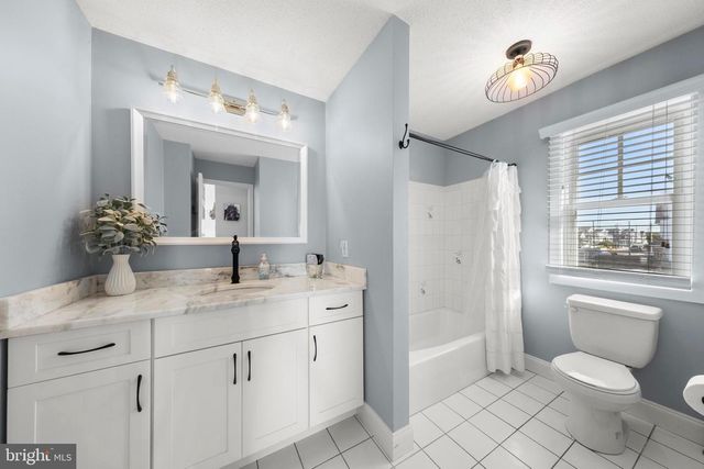 6009 OCEAN BLVD, Long Beach Township, NJ 08008