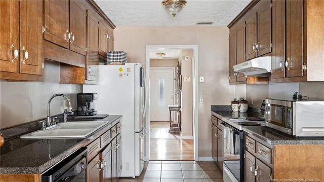 3718 Floyd Drive, Hope Mills, NC 28348