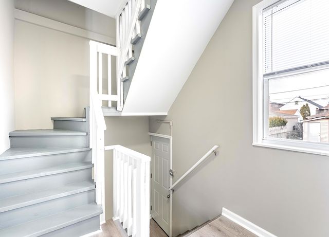 5012 S TRIPP Avenue, Chicago, IL 60632