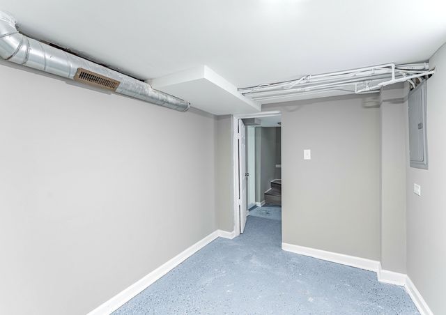 5012 S TRIPP Avenue, Chicago, IL 60632