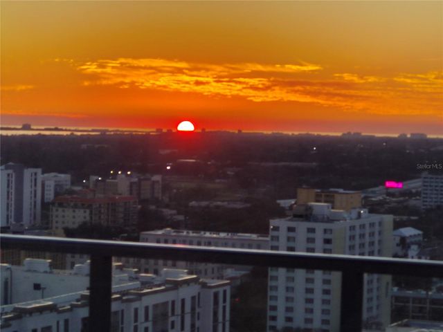 275 1ST AVENUE S 2206, St Petersburg, FL 33701