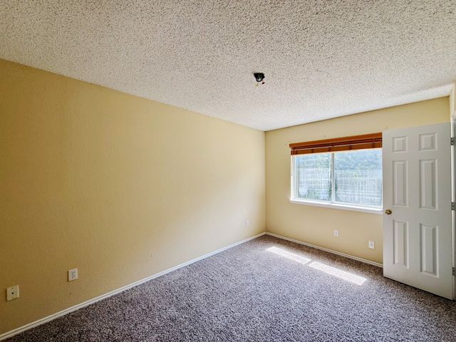 326 King Arthur Drive, Weatherford, TX 76086